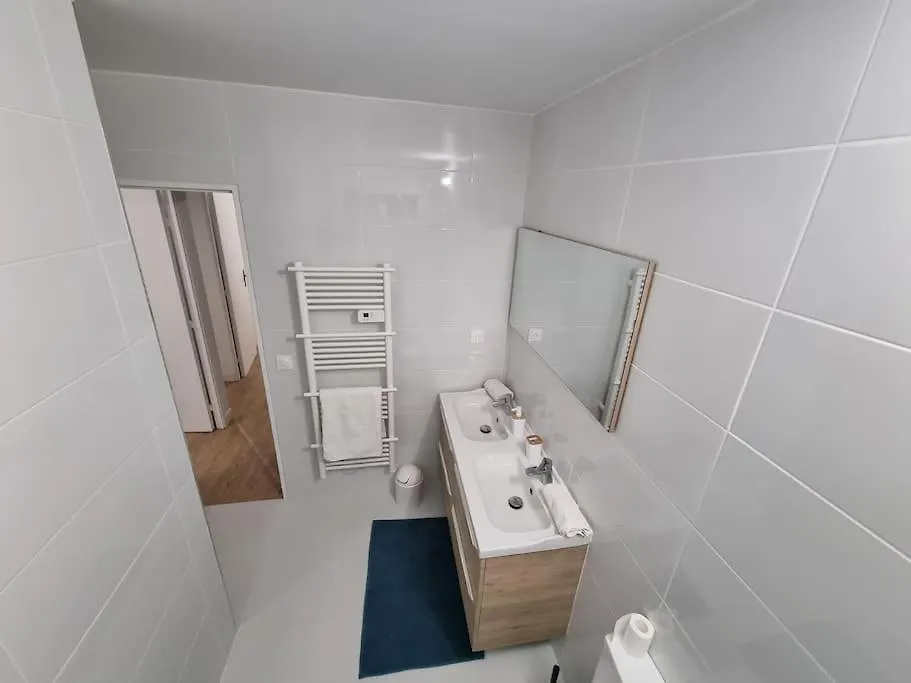 Maison Chaleureuse Villepinte  0*, Villepinte (Seine-Saint-Denis) Fransa