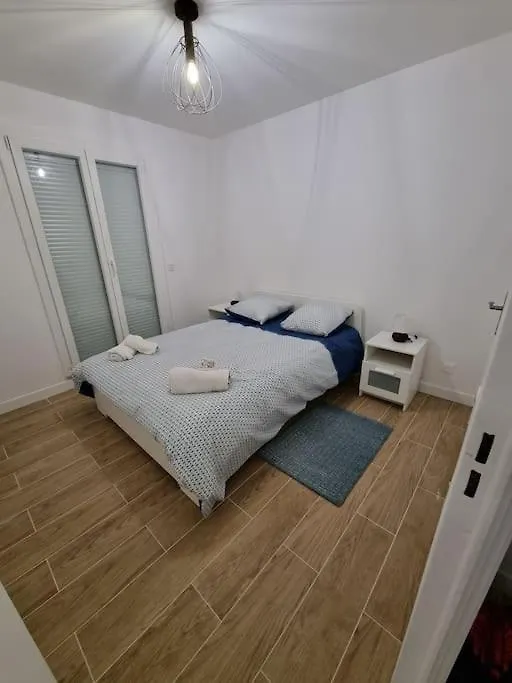 Holiday home Maison Chaleureuse Villepinte  France