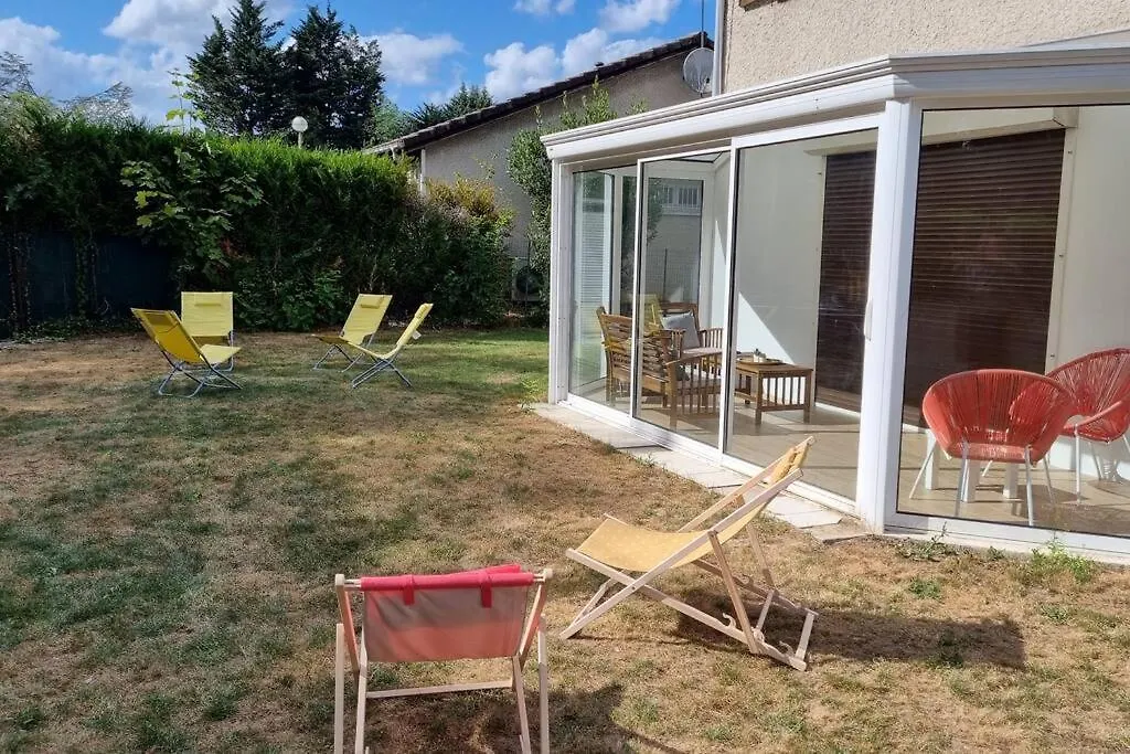 Maison Chaleureuse Villepinte  Tatil Evi Villepinte (Seine-Saint-Denis)