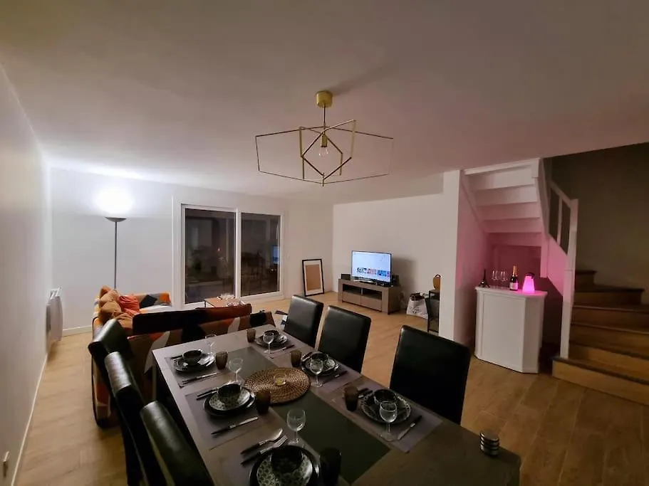 Maison Chaleureuse Villepinte  Tatil Evi Villepinte (Seine-Saint-Denis)
